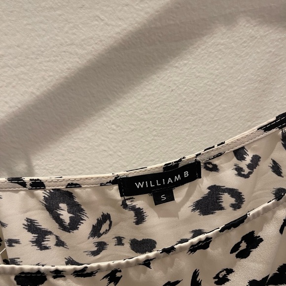 Silk cheetah print top - Picture 2 of 2